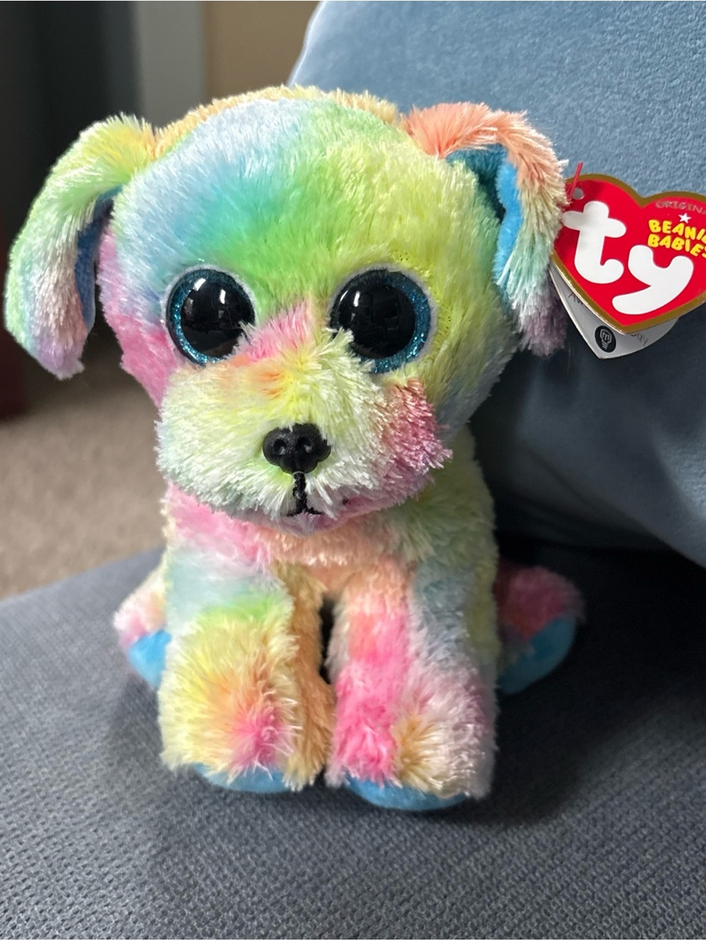 Ty Beanie Baby 'Max' the Autism Awareness Dog 6" Rainbow